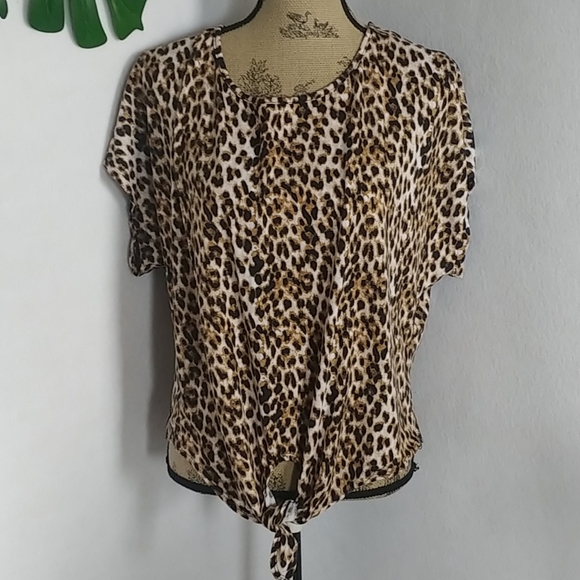 Xhilaration Animal Print Tie Front Blouse Top - Picture 1 of 8
